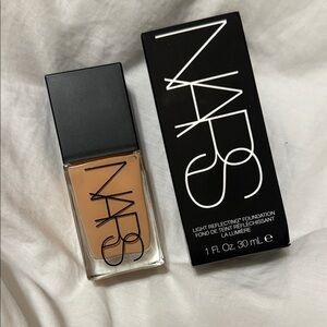 NARS Light Reflecting Foundation - Shade Patagonia
